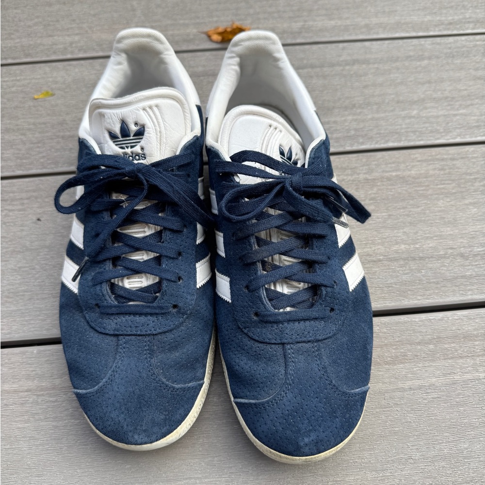 Adidas Gazelle US8 Dark Blue and White Sneakers